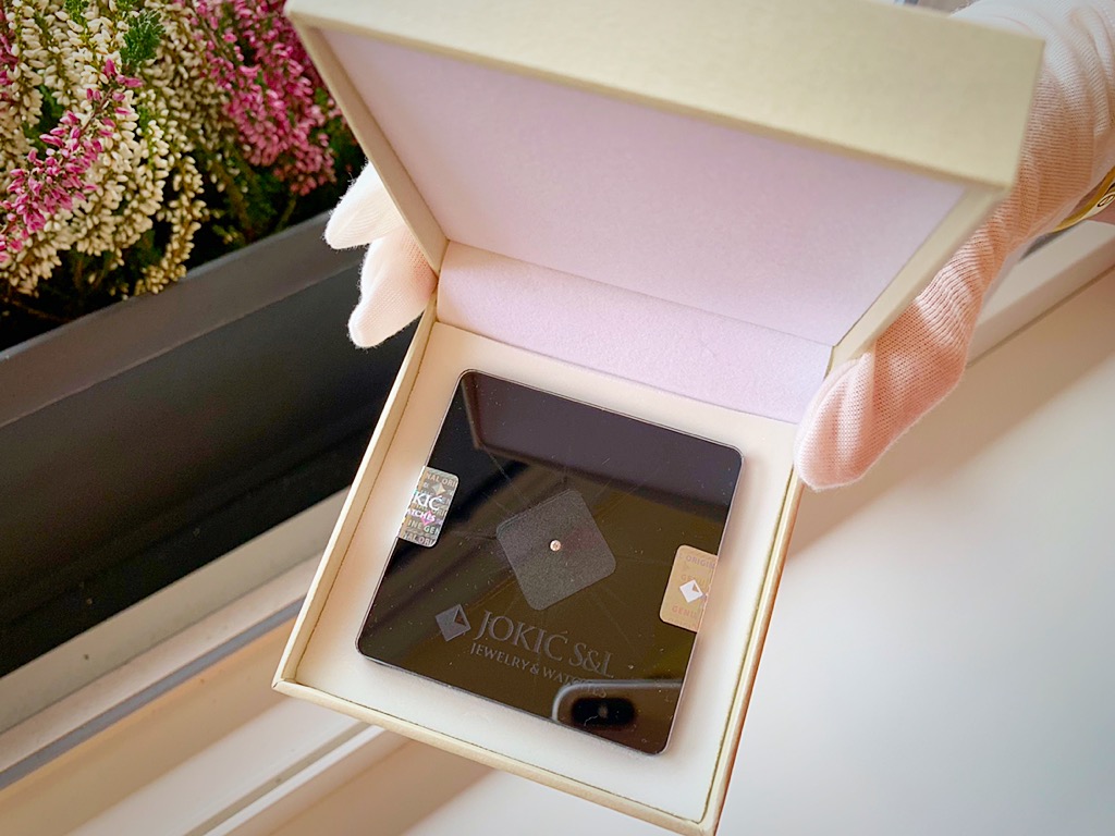 Poklon kutija za nakit sa hologramskom nalepnicom S&L Jokić 