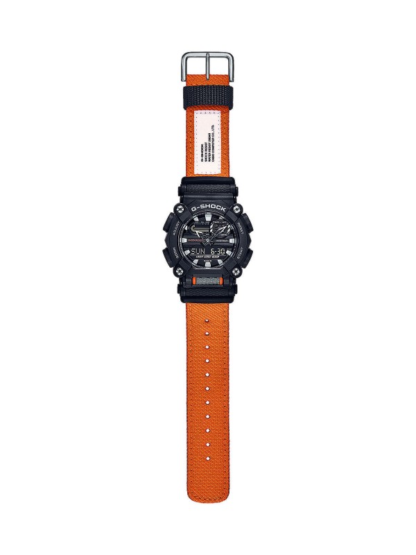 G-Shock muški sat industrijskog dizajna sa gumenim kućištem i narandžastom narukvicom. Kvarcni mehanizam. Poručite na S&L Jokić, dostava je besplatna.