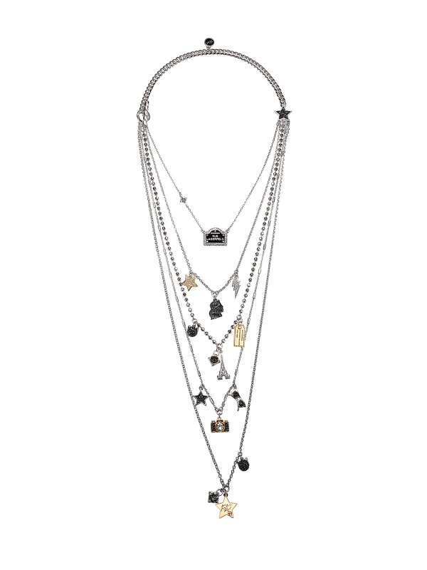 Višeslojna ogrlica platinirana rodijumom  sa različitim privescima u boji srebra, zlata, grafitno crne