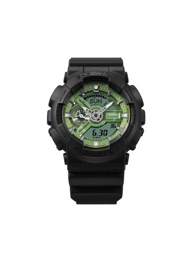 Otkrijte robustan G-SHOCK GA-110CD-1A3ER, muški sat s analognim i digitalnim prikazom i atraktivnim zelenim brojčanikom.